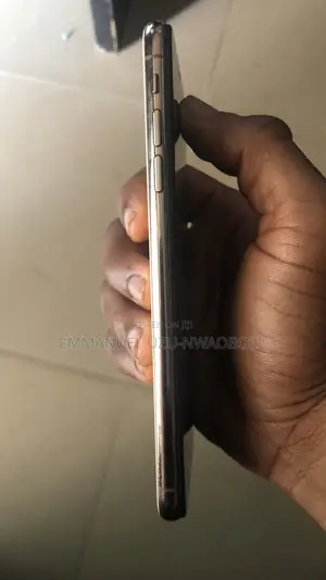 Apple iPhone XS Max 64 GB Gold