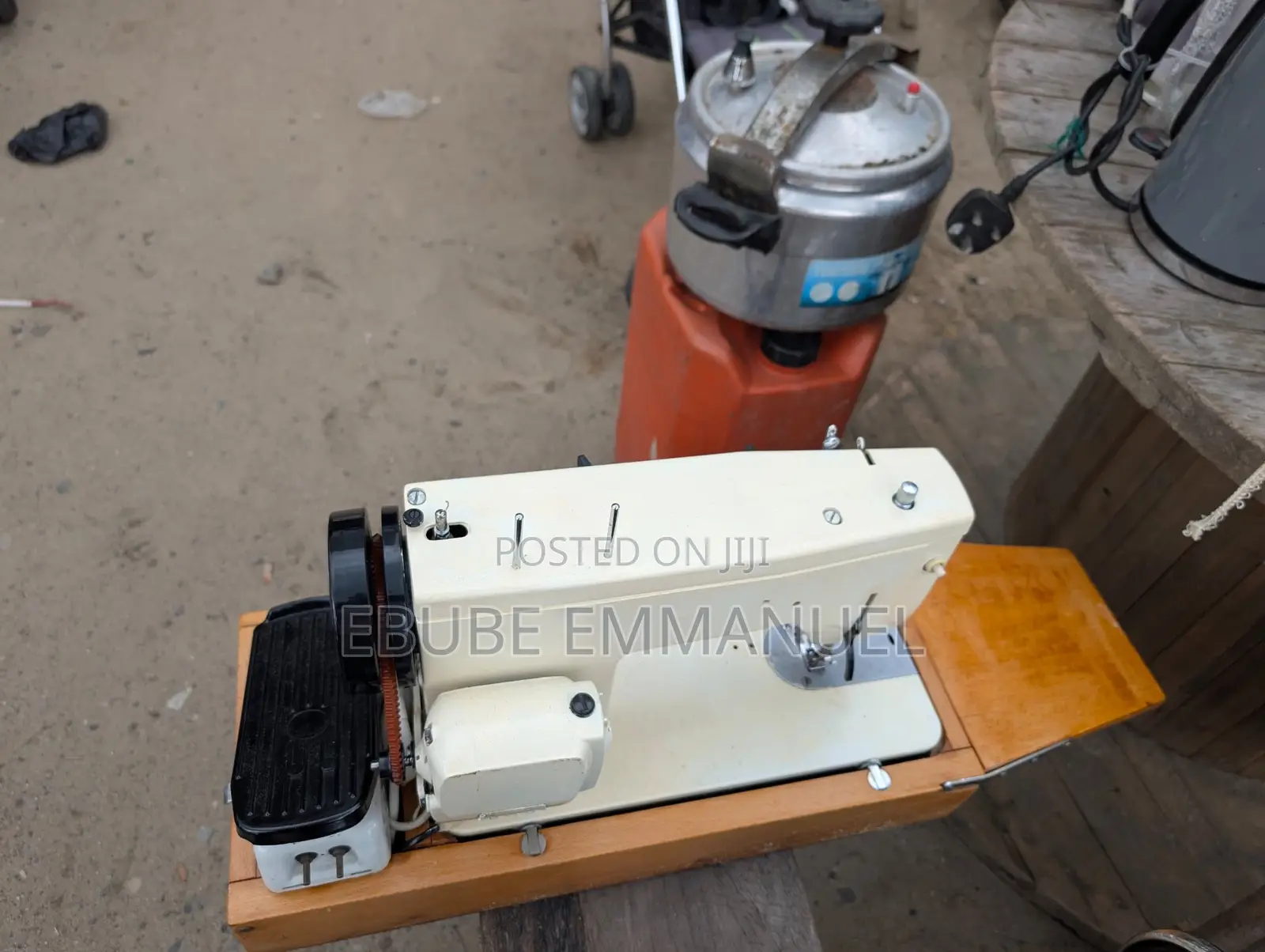 Sigma Model 14e- Electric Zigzag Sewing Machine