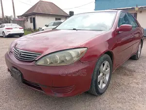 Toyota Camry LE 4dr Sedan (2.4L 4cyl 5M) 2002 Red
