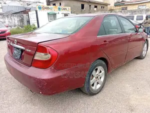 Toyota Camry LE 4dr Sedan (2.4L 4cyl 5M) 2002 Red