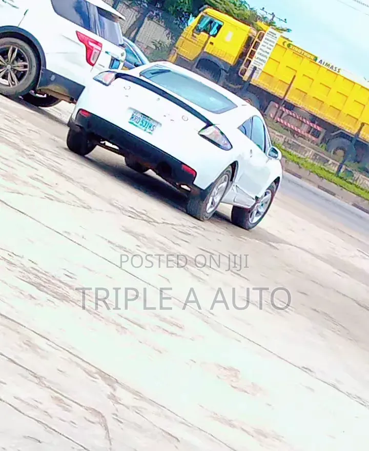 Mitsubishi Eclipse 2006 White