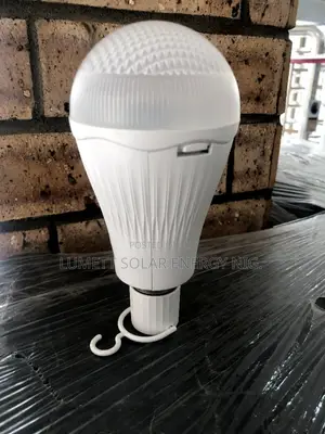 DP 9W Rechargeable LED Emergency Bulb