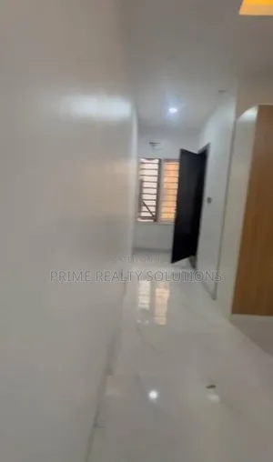 1bdrm Shared Apartment in Lekki Expressway for rent