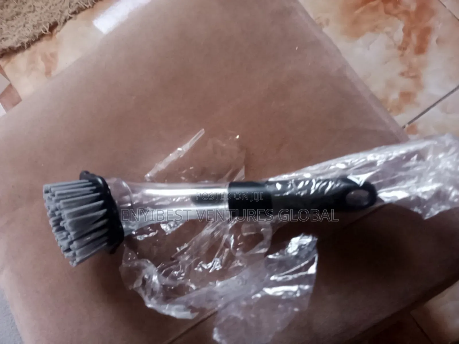 Multi-Purpose Cleaning Brush