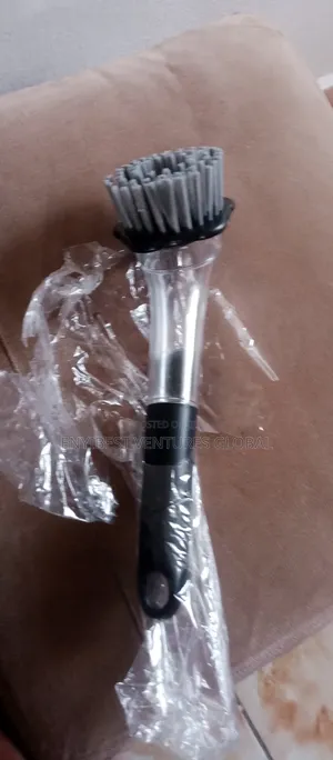 Multi-Purpose Cleaning Brush