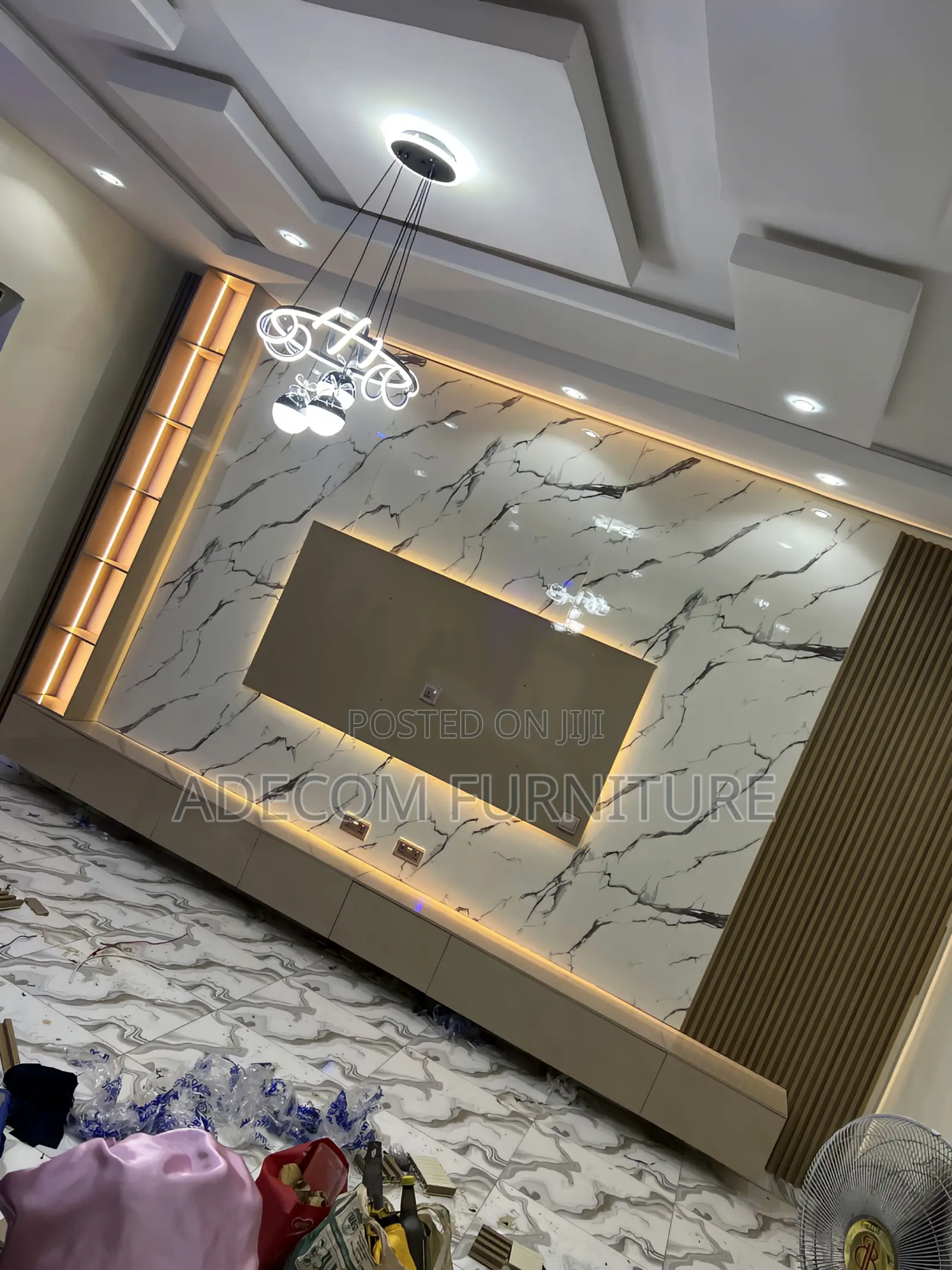 TV Console With HDF High Gloss Quality Board Depend on Size