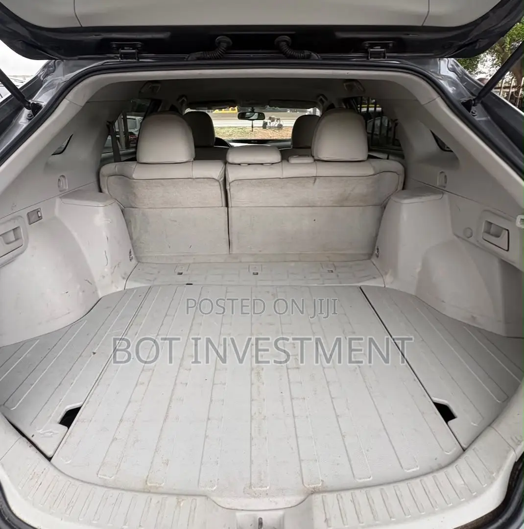 Toyota Venza XLE 2012 Gray