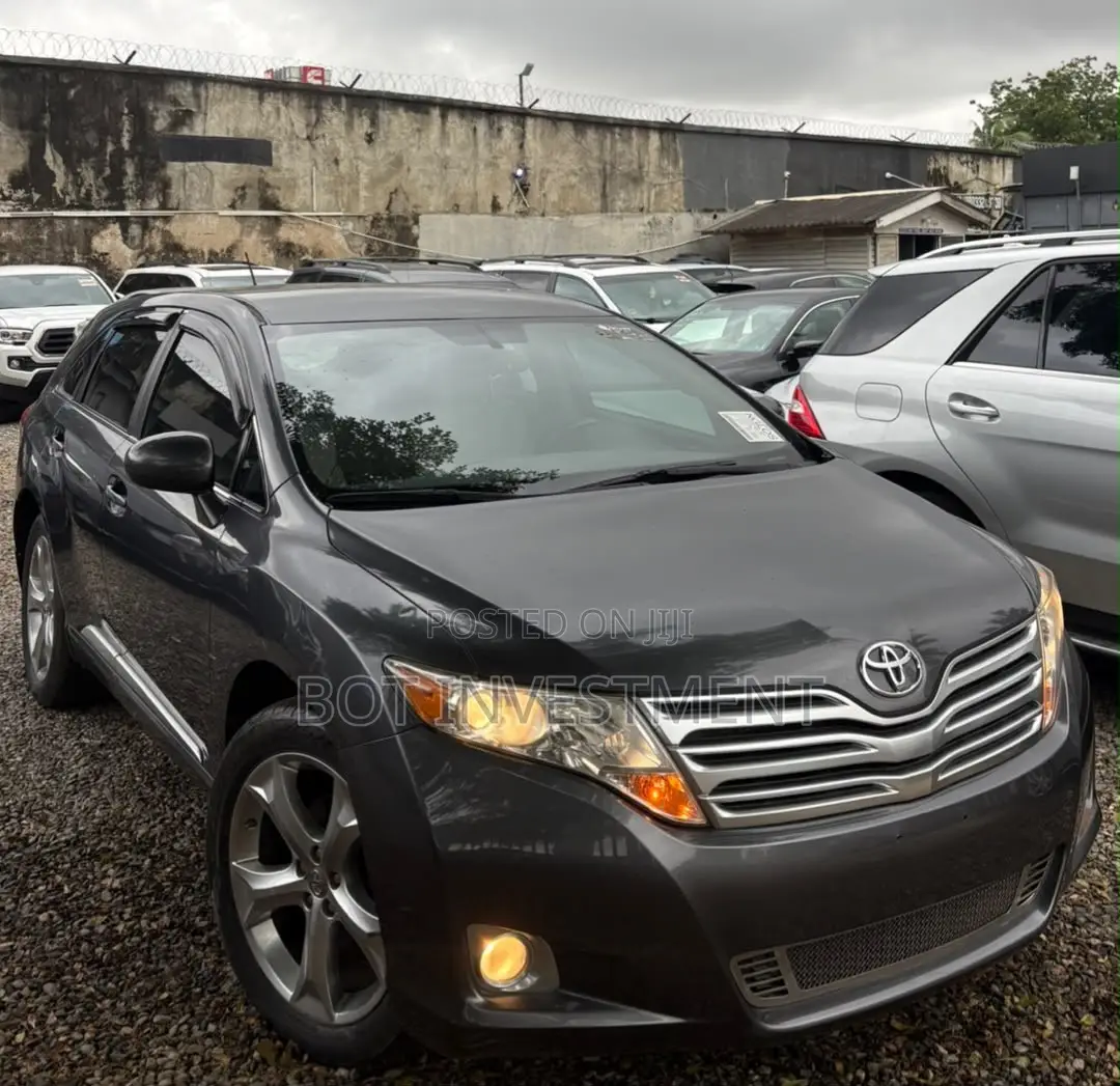 Toyota Venza XLE 2012 Gray