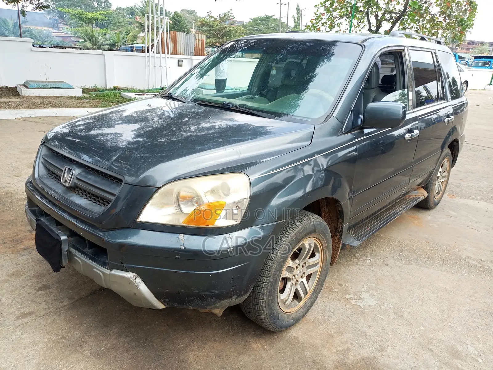 Honda Pilot 2004 Gray