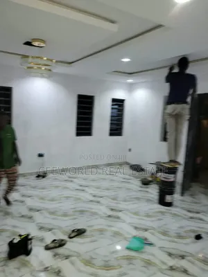 3bdrm Apartment in Ajeigbe Off Ring, CHallenge / Ibadan for rent