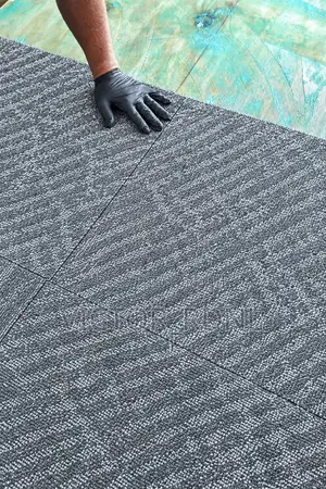 High Decor Carpet Tiles