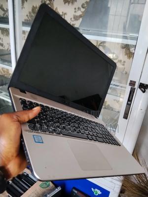 Laptop Asus VivoBook Max X541UA 8GB Intel Core i5 SSD 256GB