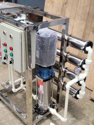 4 Membrane Reverse Osmosis Machine (1000 Liters Per Hour)