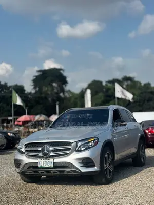 Mercedes-Benz GLC-Class 2016 Silver