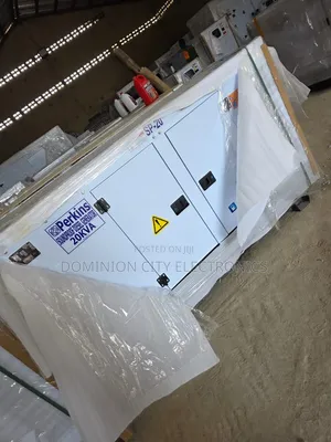 Perkins Uk Diesel Soundproof Generator 20kva 100%copper Coil