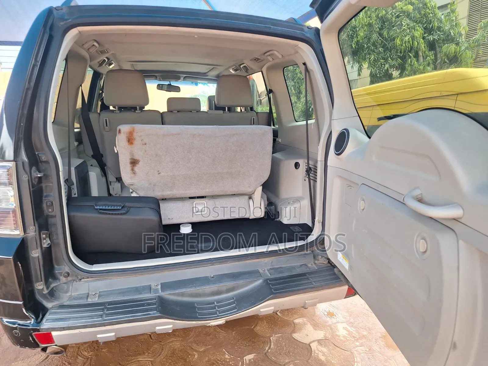 Mitsubishi Pajero 2018 Black