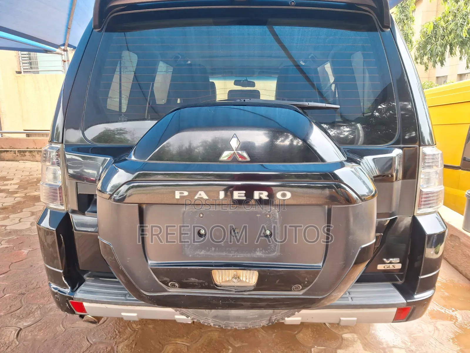 Mitsubishi Pajero 2018 Black