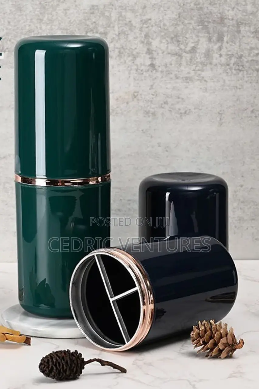 Plastic Portable Toothbrush Holder Organizer Cup Case/ Holder