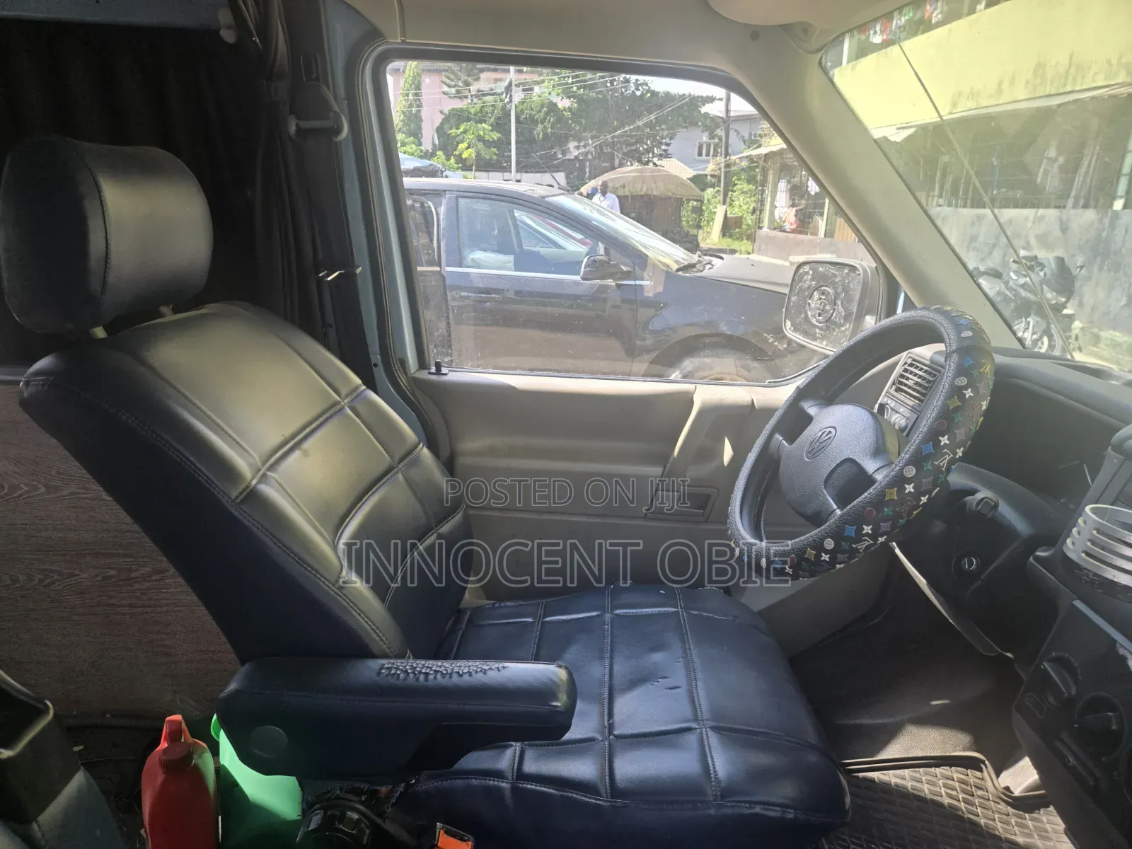 Volkswagen Transporter 2002 White
