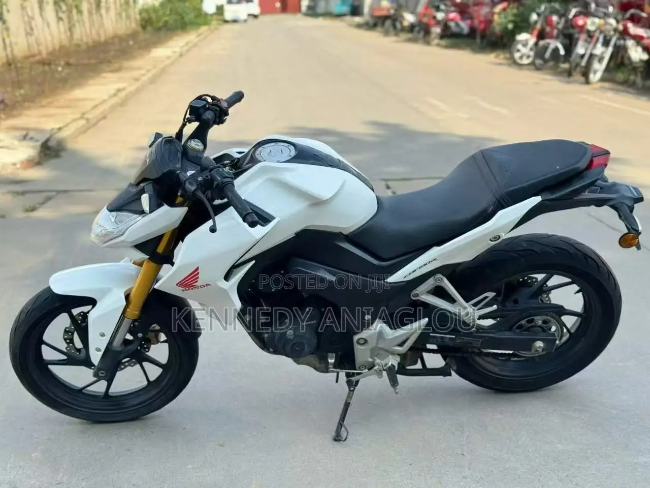 Honda CB 2019 White