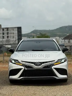 Toyota Camry XSE 2021 White