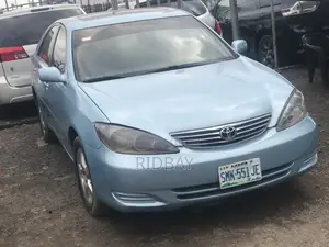 Toyota Camry 2006 Blue