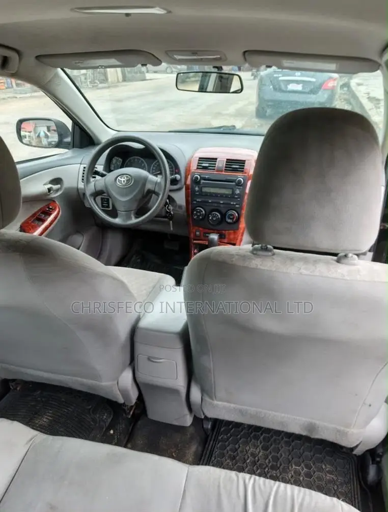 Toyota Corolla 2009 Black