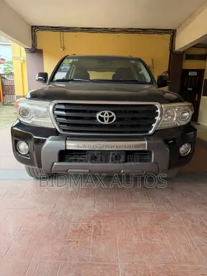 Toyota Land Cruiser 4.0 V6 GX 2013 Black
