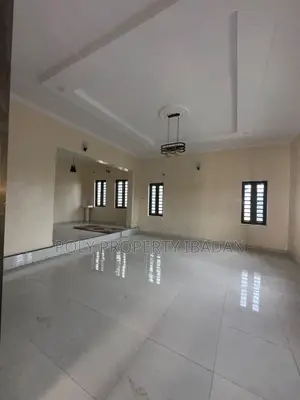 4bdrm Duplex in Kolapo Ishola Gra, Ibadan for rent