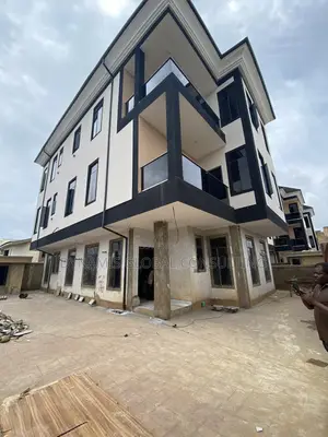 Furnished 6bdrm Duplex in Magodo Phase 2 for sale