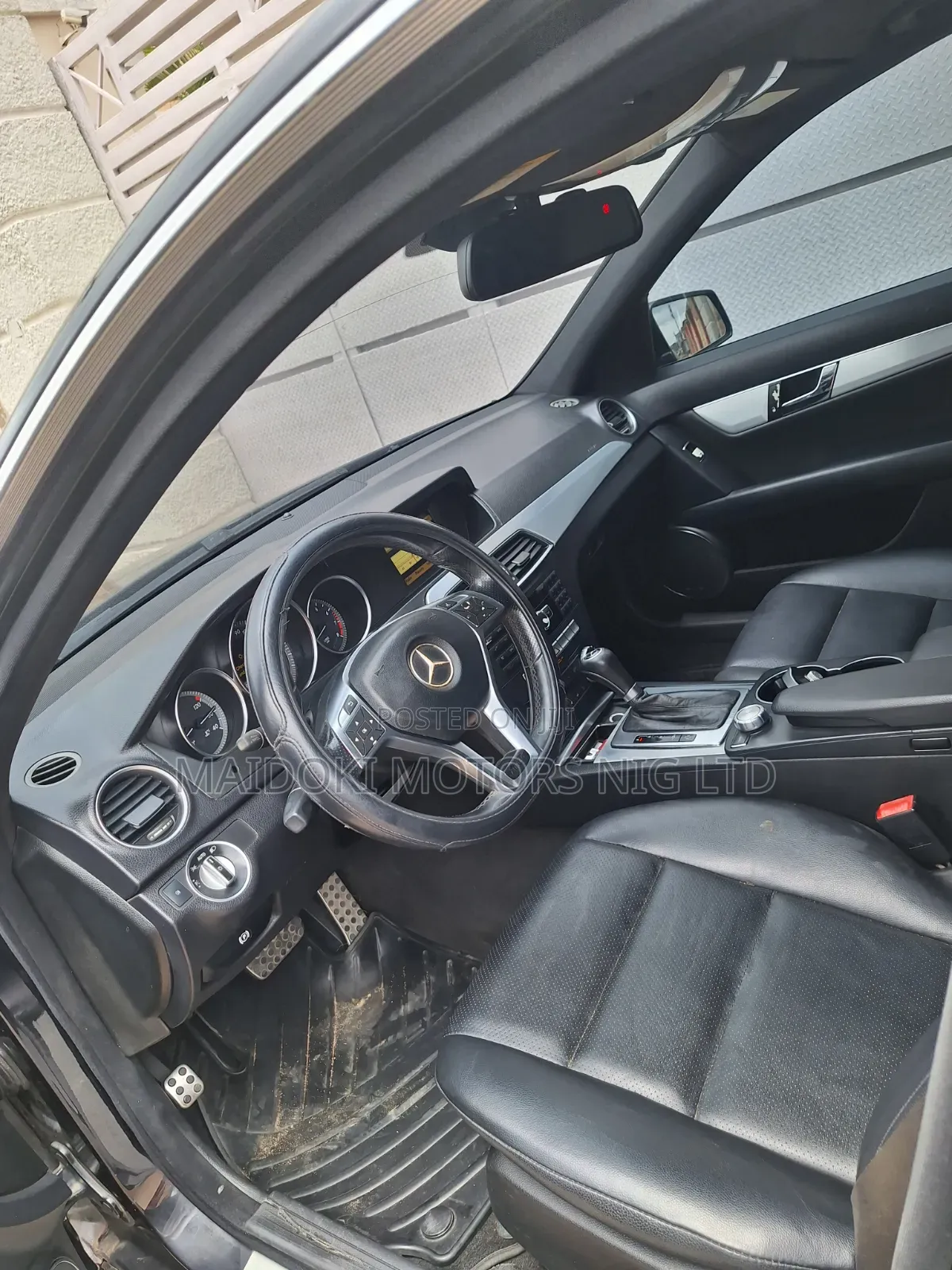 Mercedes-Benz C250 2012 Black