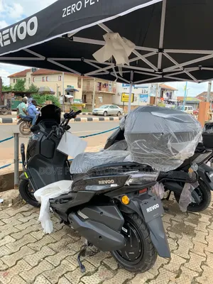 New Revoo E52 2026