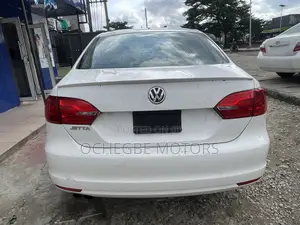 Volkswagen Jetta 2013 White