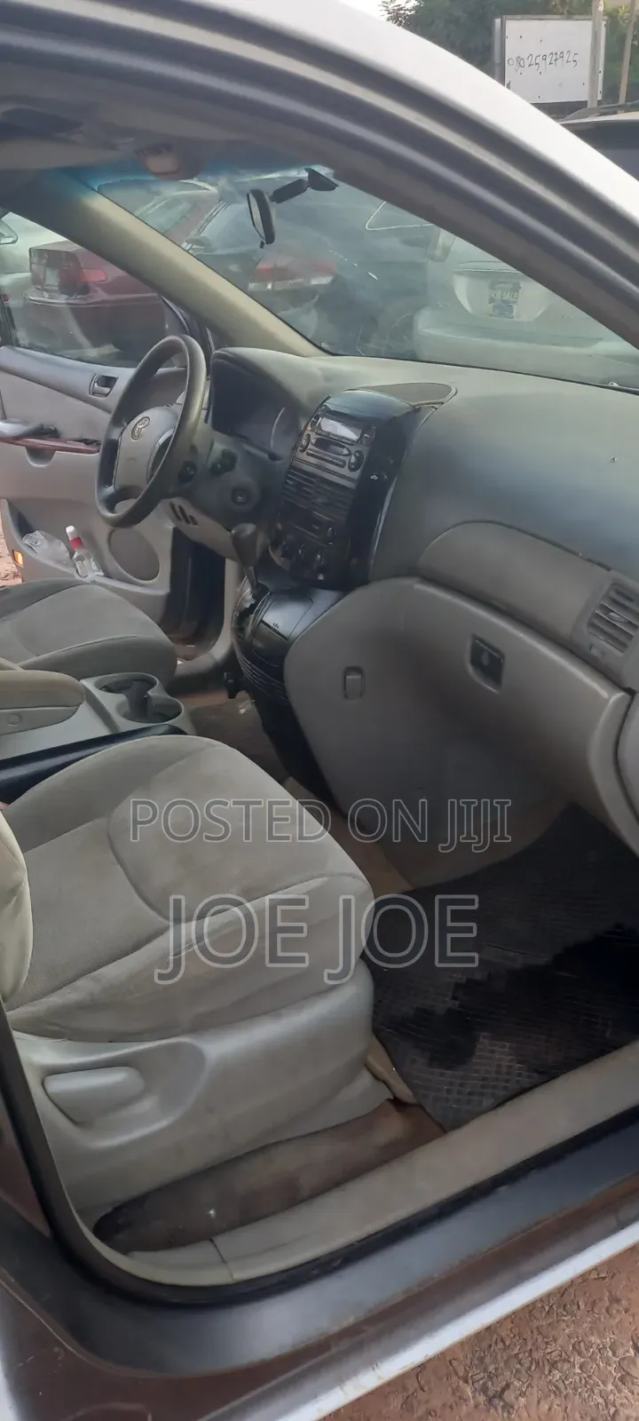 Toyota Sienna 2005 White