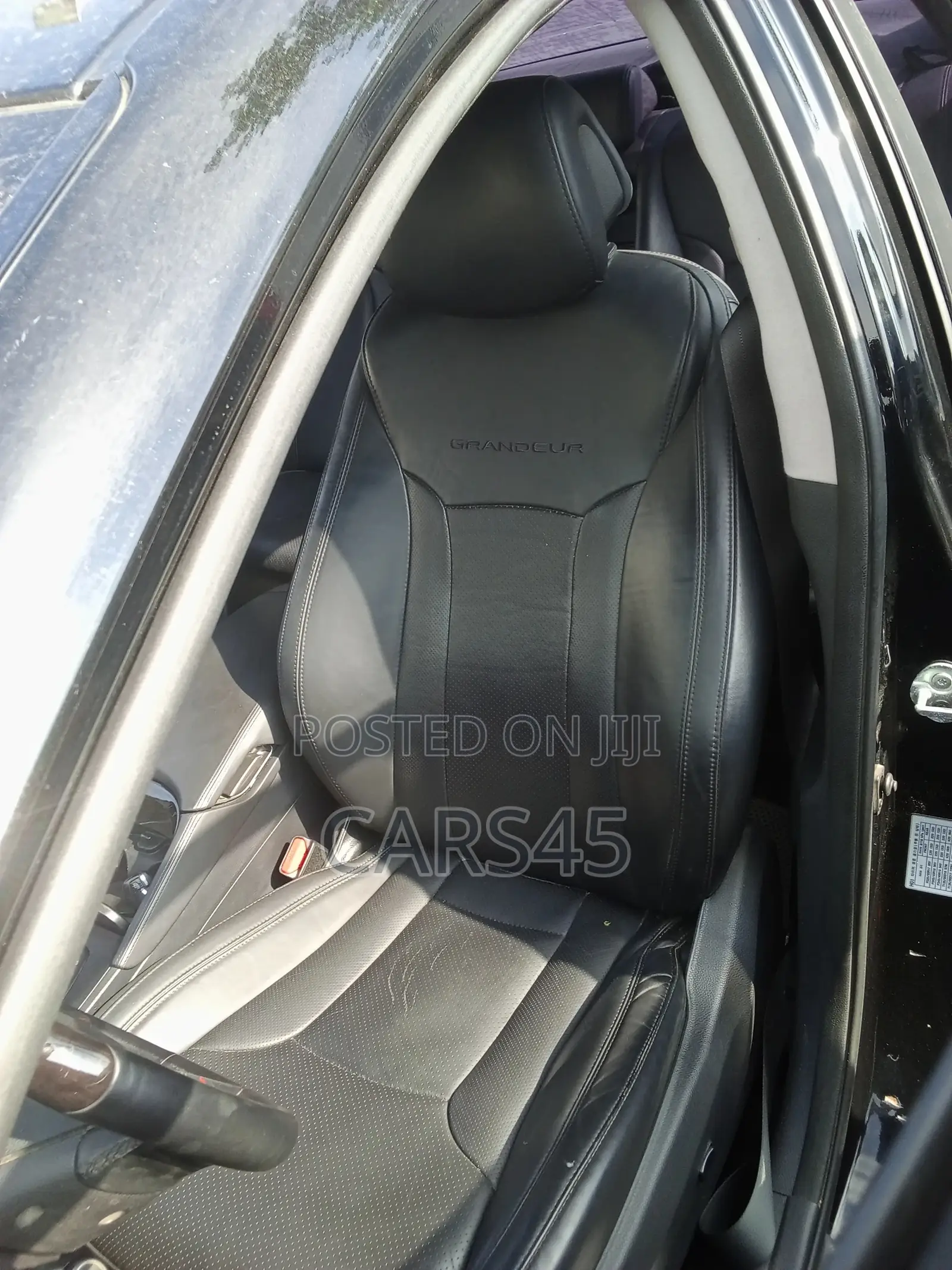Hyundai Grandeur 2013 Black