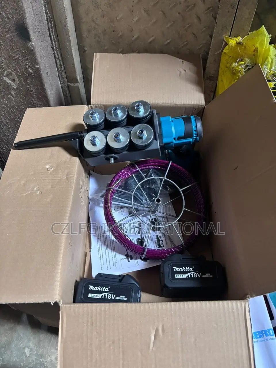 Cordless. Wire Puller Machine