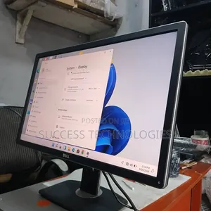 Dell P2715Qt
27-Inch Ultra HD IPS Mo