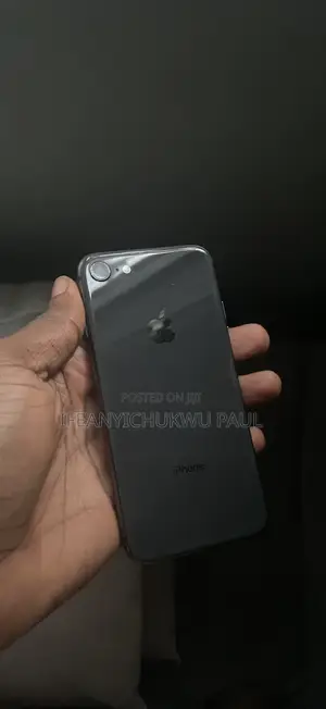 Apple iPhone 8 64 GB Black