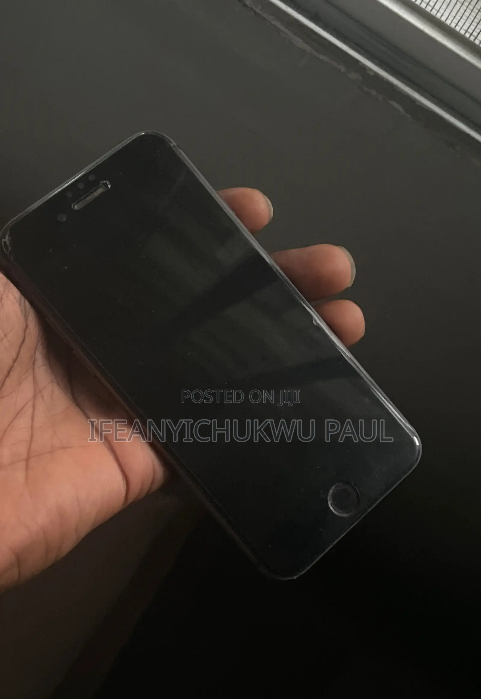 Apple iPhone 8 64 GB Black