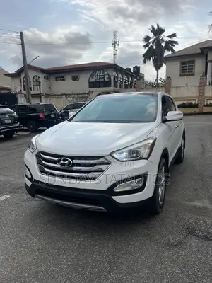 Hyundai Santa Fe 2014 White