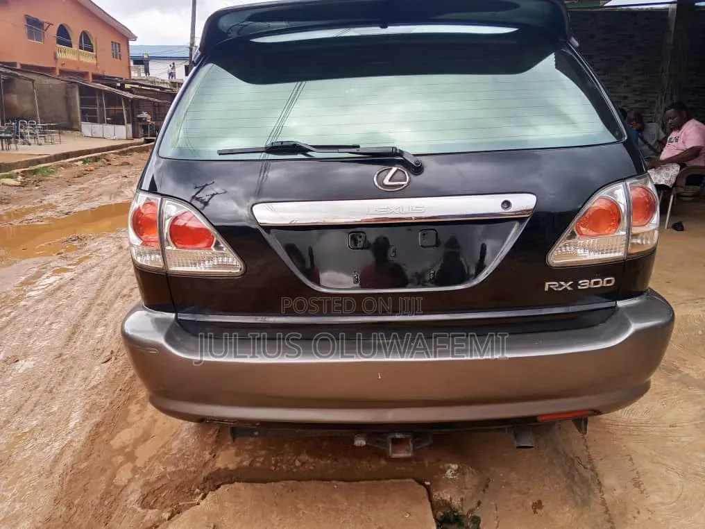 Lexus RX 1999 Black