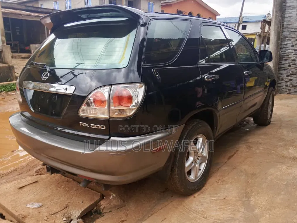 Lexus RX 1999 Black