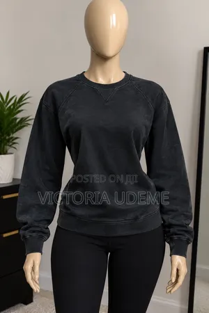 Sweatshirts and Basic Tops