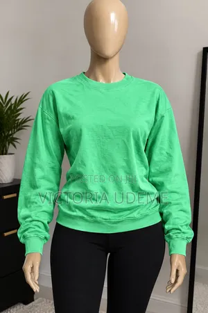 Sweatshirts and Basic Tops