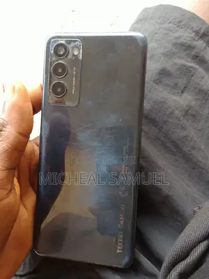 Tecno Camon 18 128 GB Blue