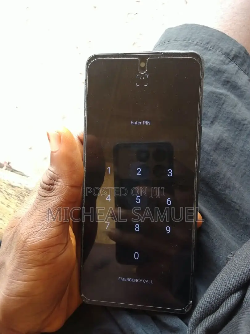 Tecno Camon 18 128 GB Blue