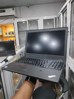 Laptop Lenovo ThinkPad P50 16GB Intel Core i7 SSD 256GB