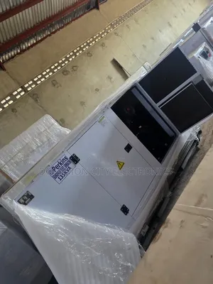 UK Perkins Diesel Soundproof Generator 2years Wty