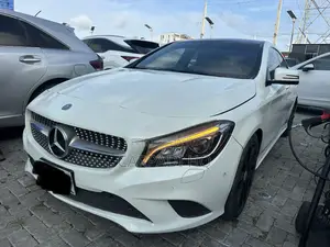 Mercedes-Benz CLA-Class CLA 250 4MATIC Sedan 2017 White