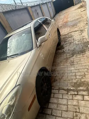 Lexus ES 300 2003 Gold